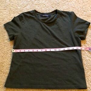 Reformation Dark Green Short Sleeve Crewneck Top womens S